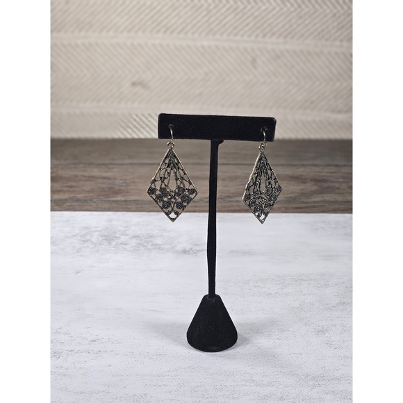 Vintage Filigree Dangle Earrings Diamond Floral Drop Brass Tone - Picture 2 of 11